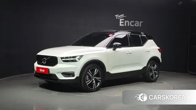 Volvo XC40 2020 Белый из Кореи