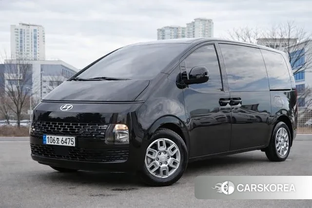 Hyundai Staria 2023 Черный из Кореи