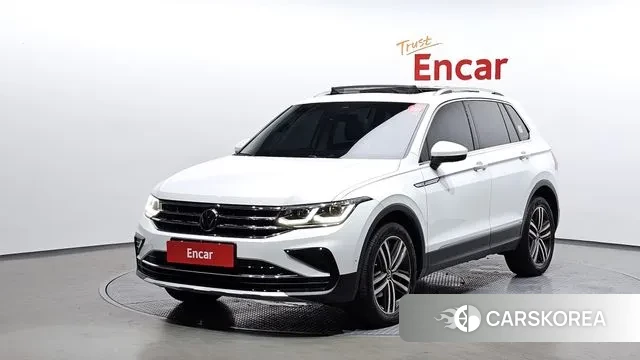Volkswagen Tiguan second Generation 2022 Белый из Кореи