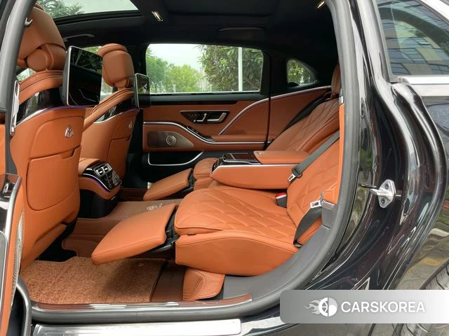 Mercedes-Benz Maybach S-class 2023 Черный из Китая