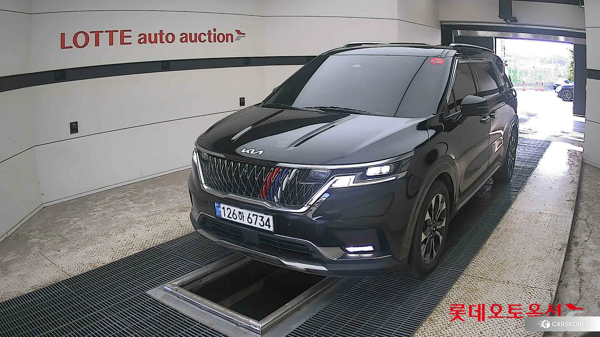Kia Carnival 2022 Черный из Кореи