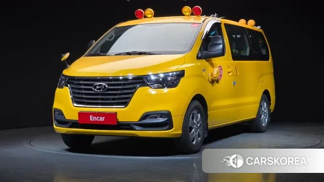 Hyundai The New Grand Starex 2021 Желтый из Кореи