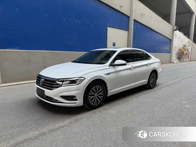 Volkswagen Sagitar 2021 Белый из Китая