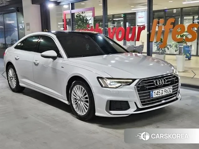Audi A6 (C8) 2021 Белый из Кореи
