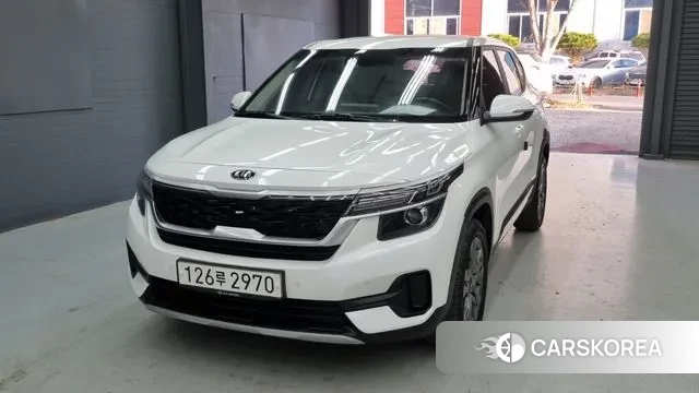 Kia Seltos 2021 Белый из Кореи