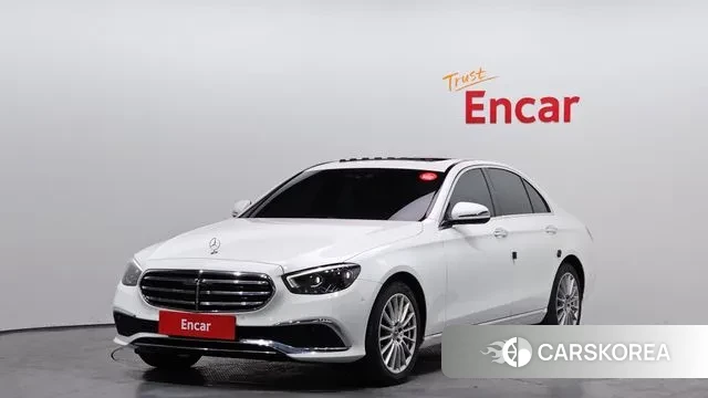 Mercedes-Benz E-Class W213 2021 Белый из Кореи