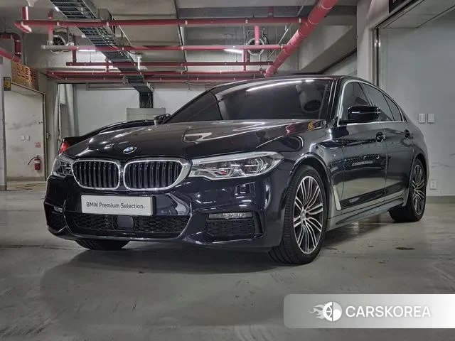BMW 5 Series (G30) 2020 Черный из Кореи