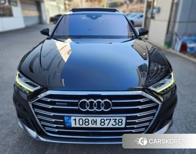 Audi A8 (D5) 2021 Черный из Кореи