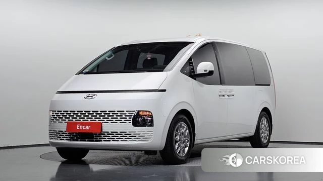 Hyundai Staria 2023 Белый из Кореи