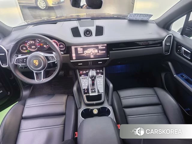 Porsche Cayenne 2021 Красный из Китая