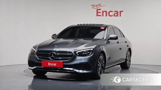 Mercedes-Benz E-Class W213 2020 Серый из Кореи