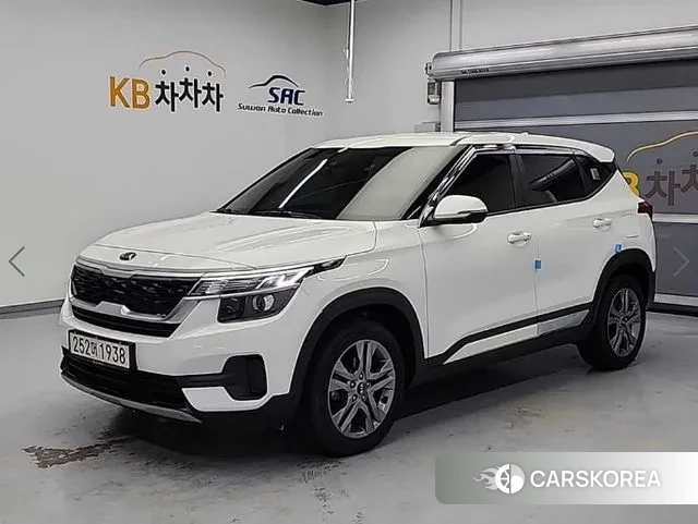 Kia Seltos 2020 Белый из Кореи