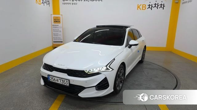 Kia K5 3rd generation 2022 Белый из Кореи