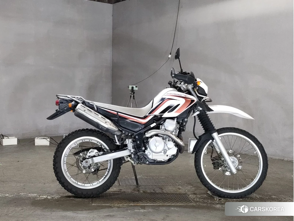 Проданный Yamaha SEROW 250 2011 из Японии