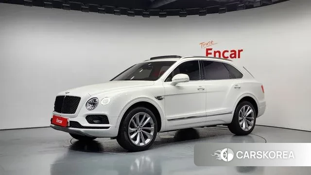 Bentley Bentayga 2019 Белый из Кореи