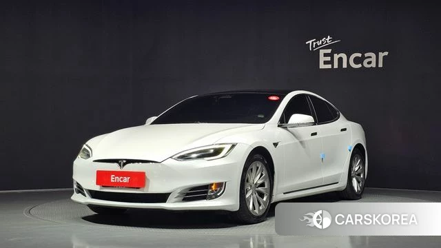Tesla Model S 2020 Белый из Кореи