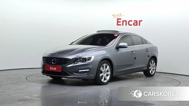 Volvo S60 2018 Серый из Кореи
