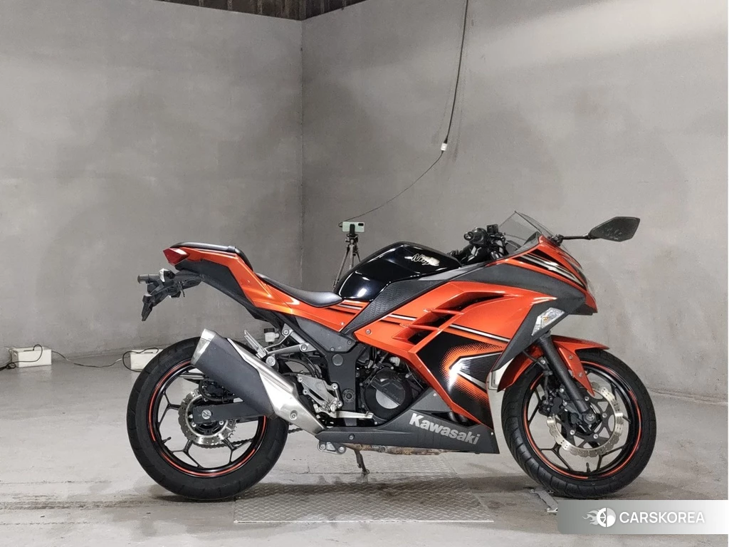 Проданный Kawasaki NINJA 250 2014 из Японии, фото 2