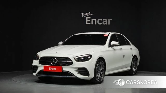 Mercedes-Benz E-Class W213 2021 Белый из Кореи