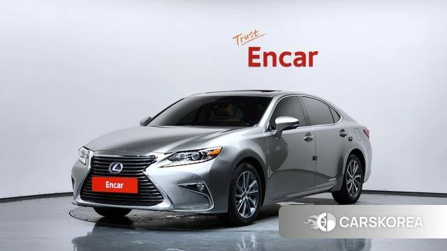 Lexus New ES300h 2018 Серебристо-серый из Кореи