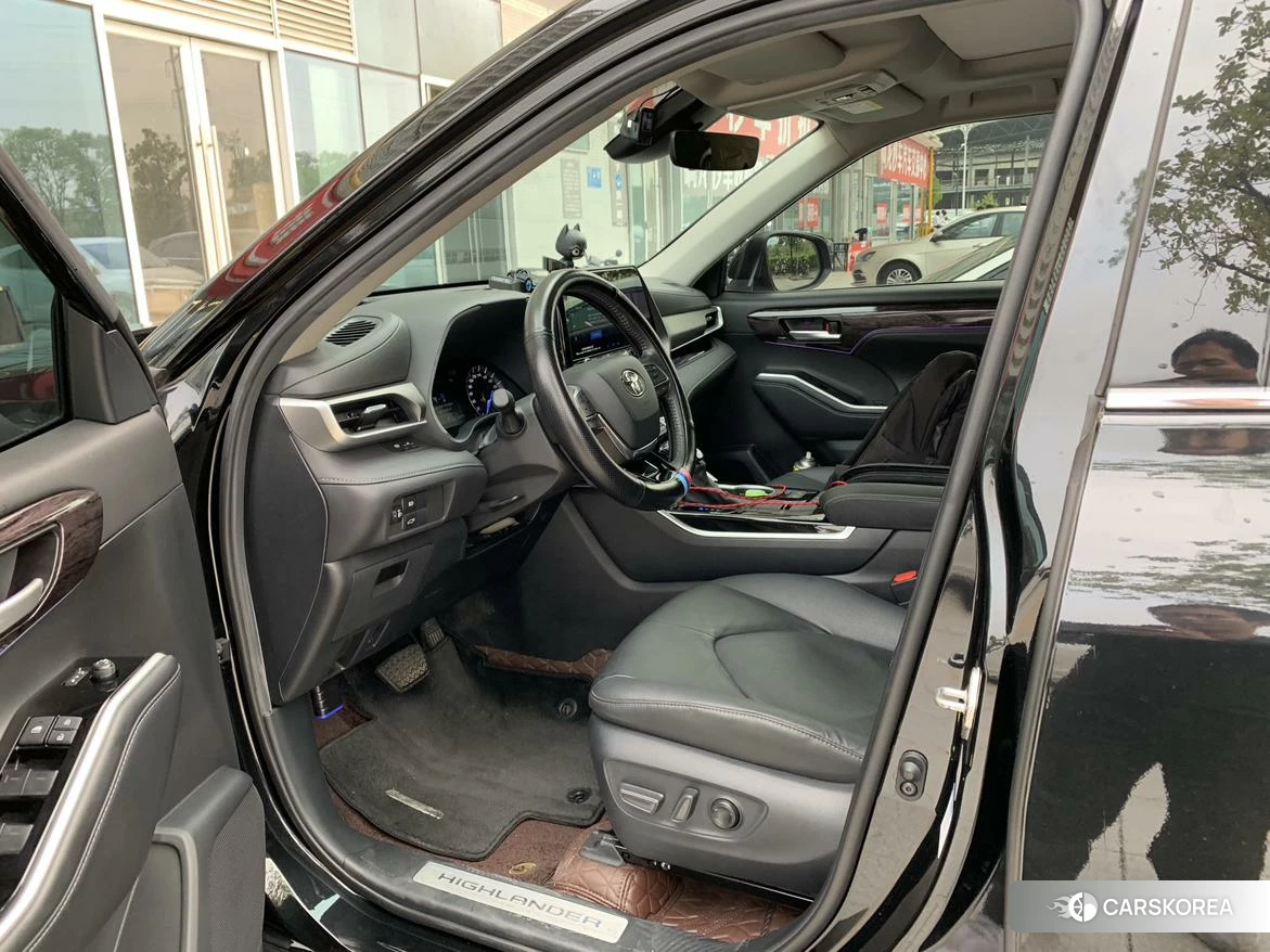 Toyota Highlander 2021 Черный из Китая