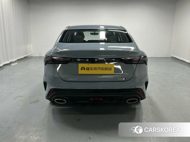 Geely Automobile Binrui 2026 Серебристо-серый из Китая