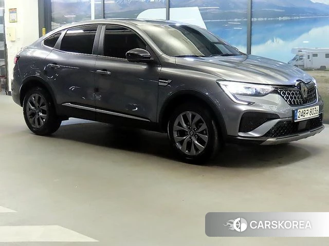 Renault Korea (Samsung) Arcana 2024 Серебристо-серый из Кореи