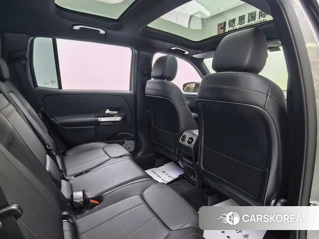 Mercedes-Benz GLB 2021 Серебристо-серый из Китая