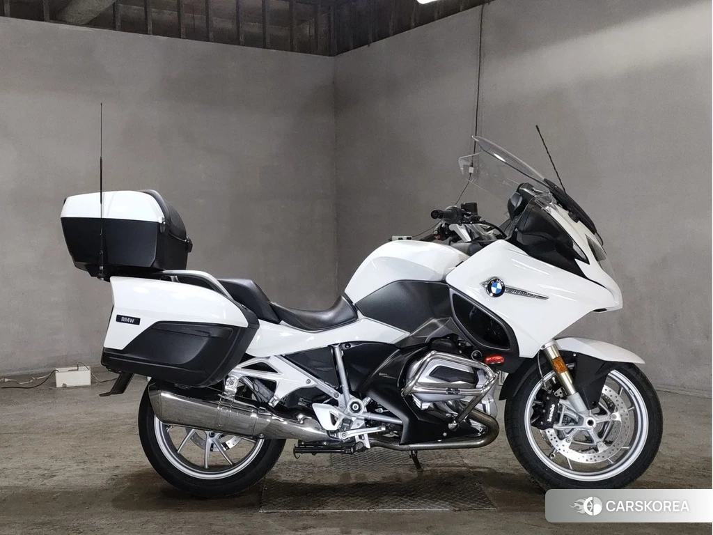 Проданный BMW R1200RT 2017 из Японии