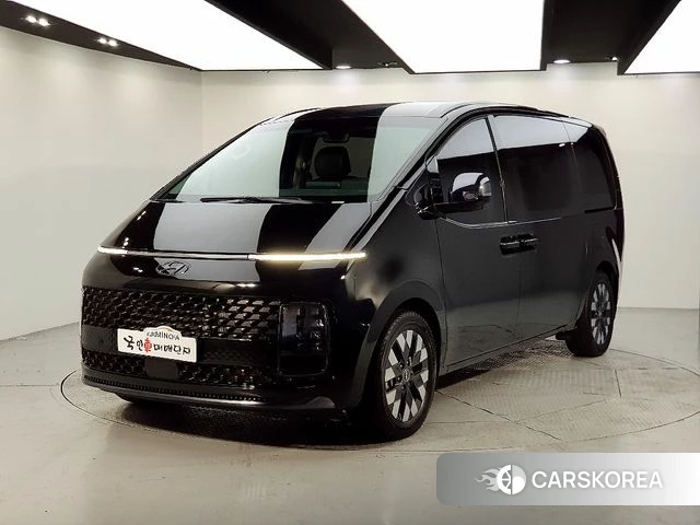 Hyundai Staria 2022 Черный из Кореи