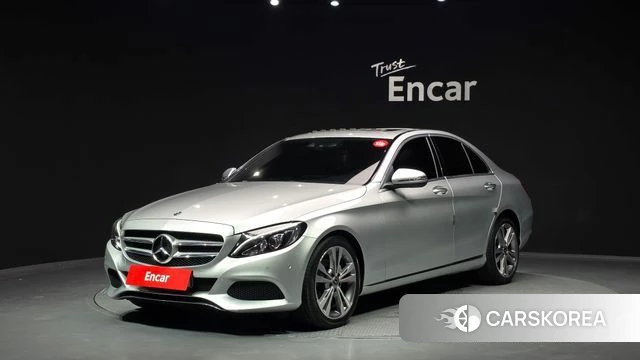 Mercedes-Benz C-Class W205 2018 Серебристо-серый из Кореи