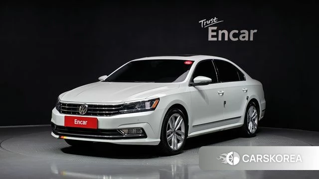 Volkswagen The New Passat 2018 Белый из Кореи