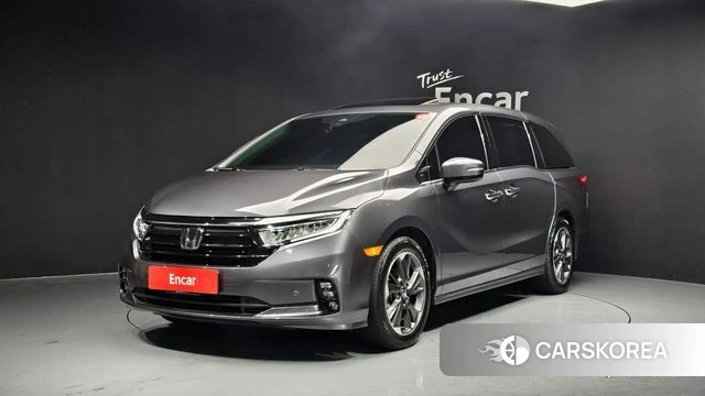 Honda Odyssey 2023 Серый из Кореи