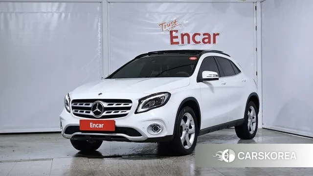 Mercedes-Benz GLA-Class X156 2019 Белый из Кореи