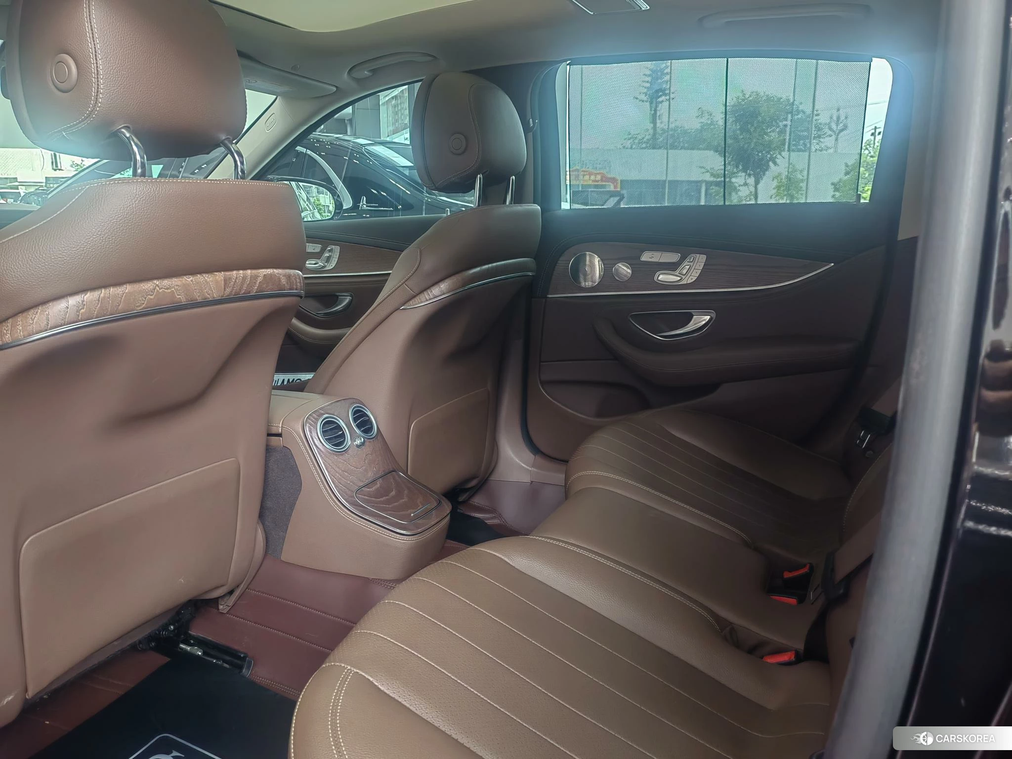 Mercedes-Benz E-Class 2021 Черный из Китая