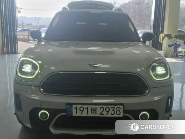 Mini Cooper Countryman 2022 Серебристо-серый из Кореи