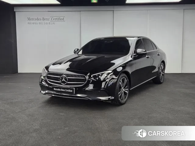 Mercedes-Benz E-Class W213 2021 Черный из Кореи