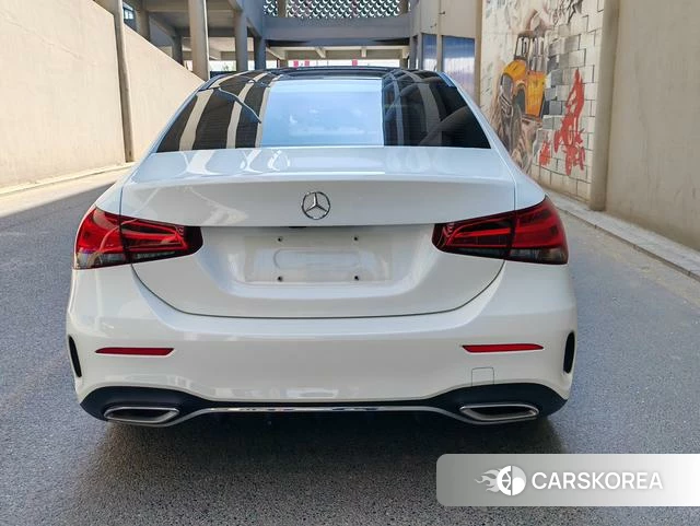 Mercedes-Benz Class A 2023 Белый из Китая