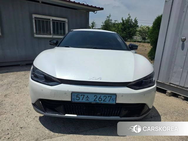 Kia EV6 2022 Белый из Кореи