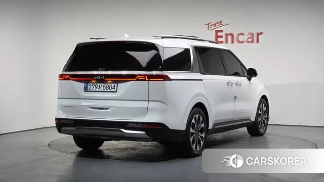 Kia Carnival 4th generation 2023 Белый из Кореи