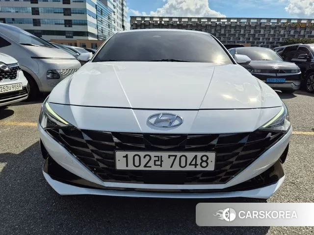 Hyundai Avante (CN7) 2022 Белый из Кореи