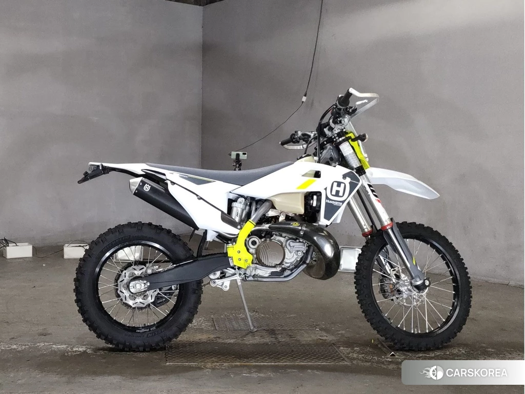 Проданный Husqvarna TE250 2022 из Японии