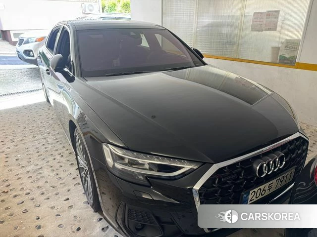 Audi A8 (D5) 2023 Черный из Кореи