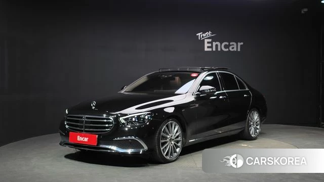 Mercedes-Benz E-Class W213 2023 Черный из Кореи