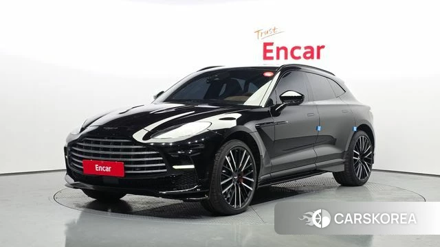 Aston Martin DBX 2023 Черный из Кореи