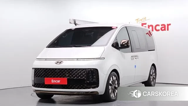Hyundai Staria 2022 Белый из Кореи