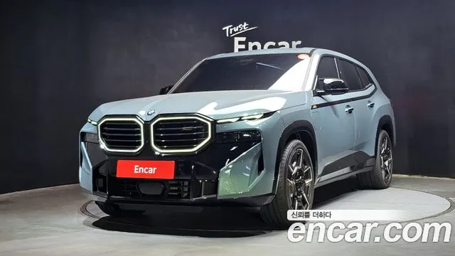 BMW XM (G09) 2023 Серебристо-серый из Кореи