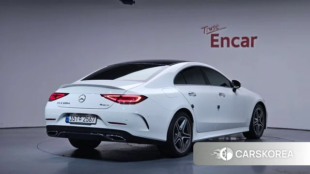 Mercedes-Benz CLS-Class C257 2022 Белый из Кореи