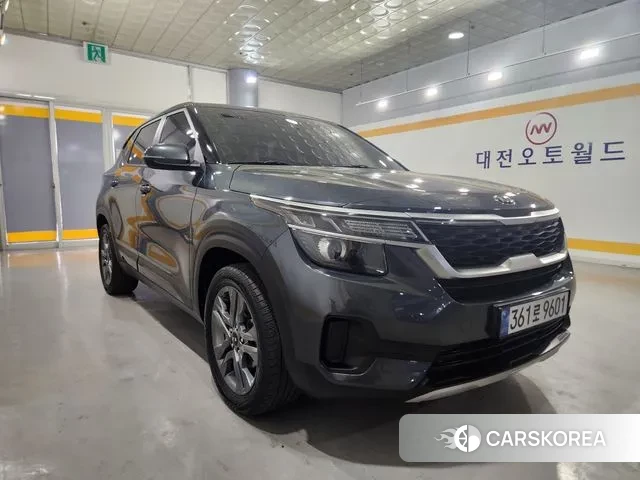 Kia Seltos 2019 Серый из Кореи