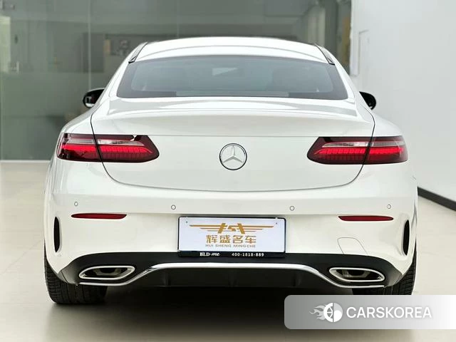 Mercedes-Benz E-class (imported) 2022 Белый из Китая